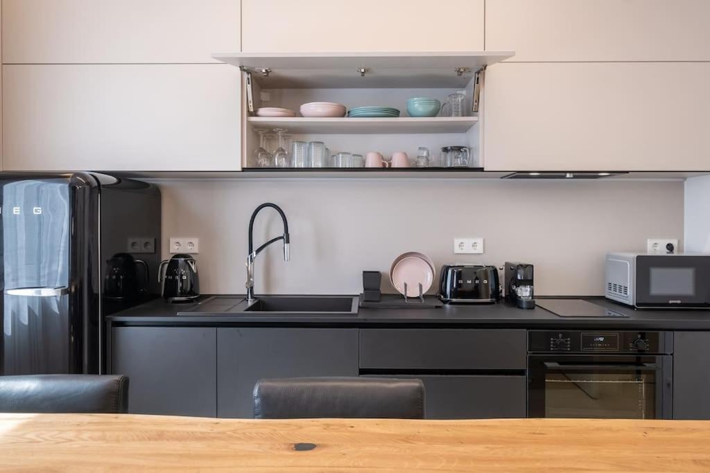 Top-notch Location, An Exceptionally Stylish Flat Διαμέρισμα Σόφια