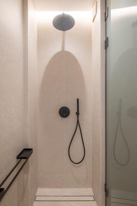Top-notch Location, An Exceptionally Stylish Flat Διαμέρισμα *